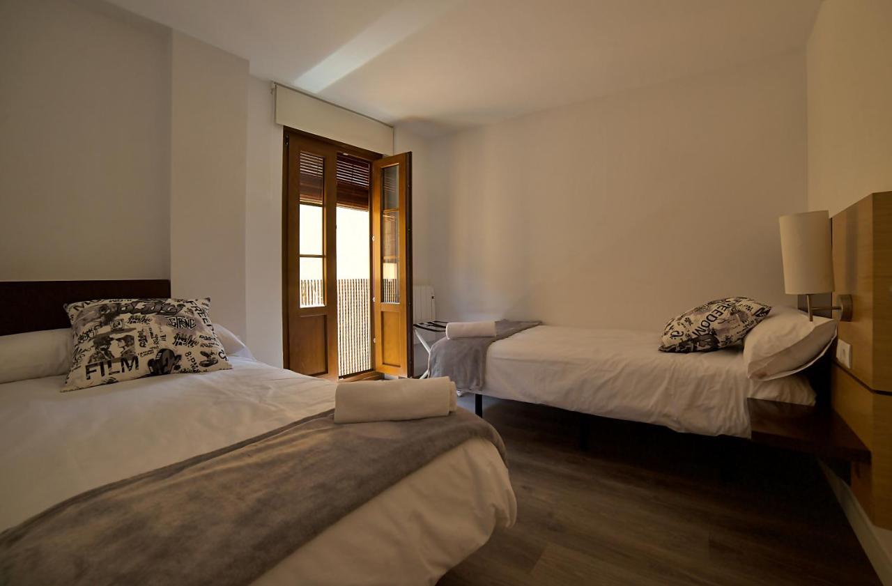 Apartamentos Barrio Humedo Catedral 2 León Exterior foto